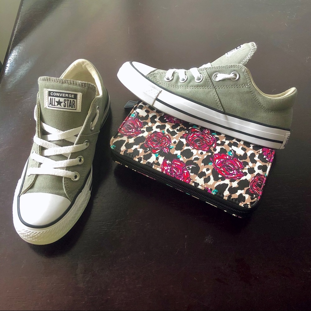 Woman’s Converse